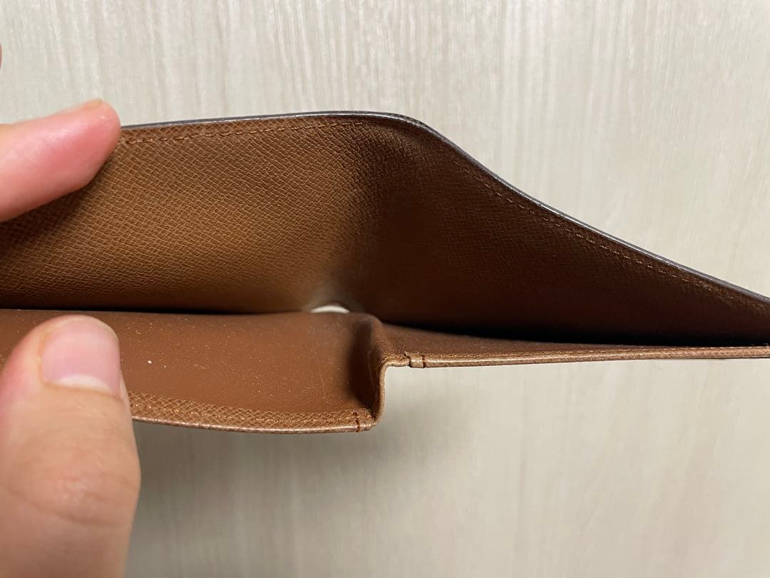 Louis Vuitton モノグラム 二つ折り財布　MI8901