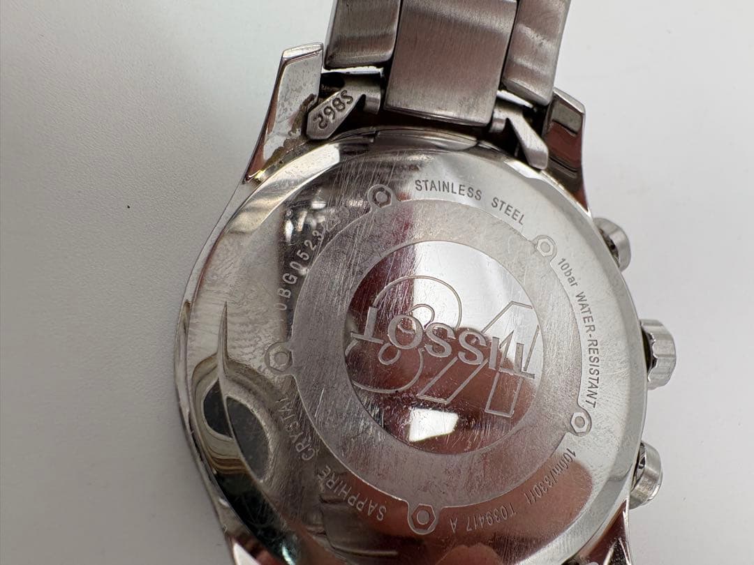 最終値下げ ティソ 腕時計 クオーツ V8 T039 メンズTISSOT