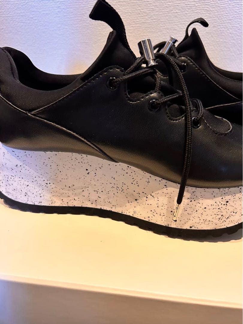 ELENDEEK スニカー