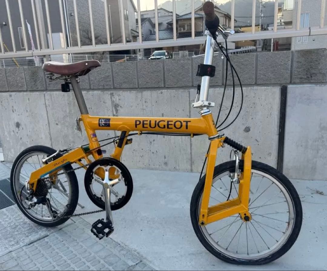 廃盤　希少プジョー (PEUGEOT)のPacific-イエロー