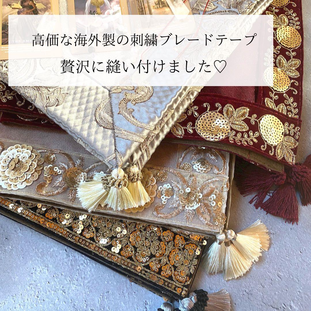インド製リーフデザイン刺繍リボンのハンドメイドタロットクロス