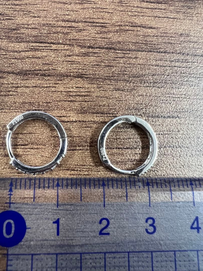 Pt950ピアス
