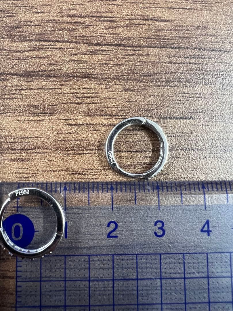 Pt950ピアス