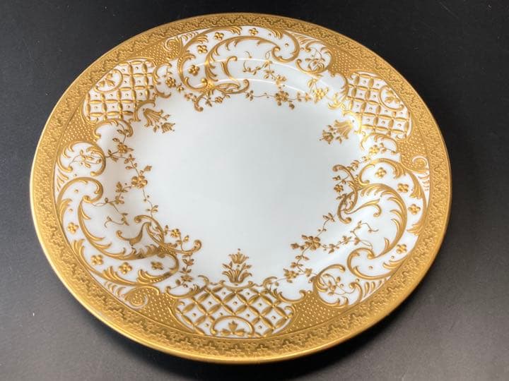 ミントン×コラモア　特注　金盛　唐草紋様草花図　ゴールド　デザートプレート　洋皿