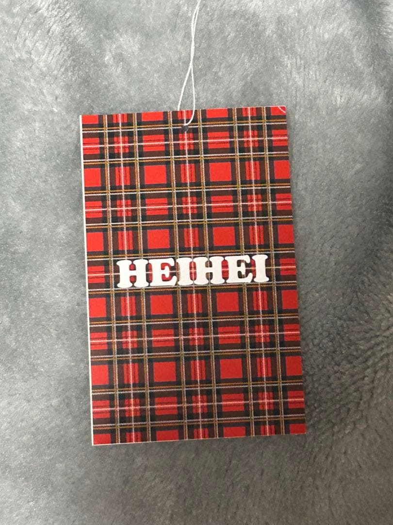 HEIHEI リボンマフラー　ヘイヘイ　チェック　グレー　赤　タグあり