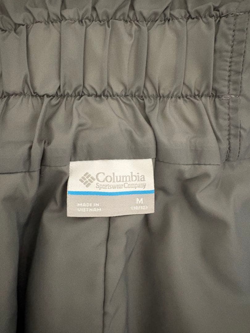 コロンビア　スキーウェア上下　キッズＭ(10-12)