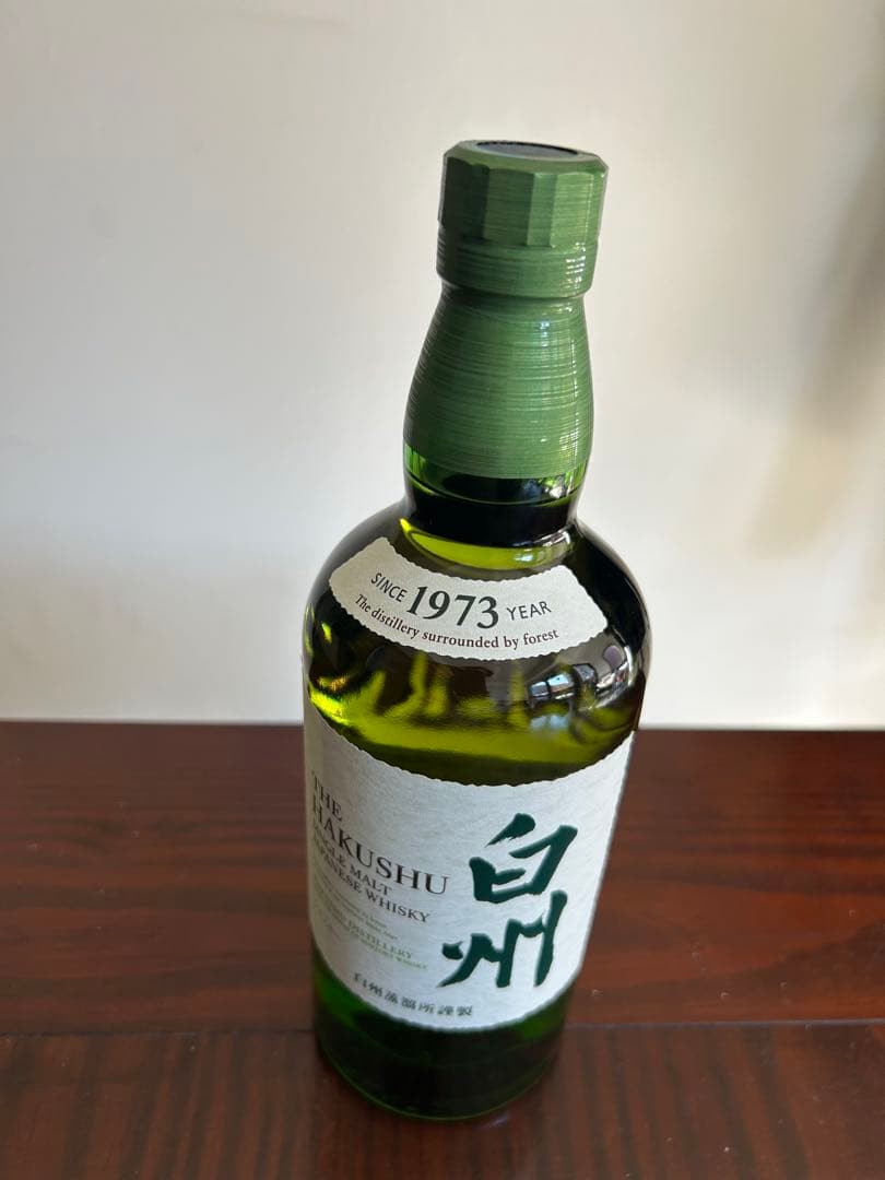 白州 シングルモルトウイスキー 700ml1本と白州ハイボール缶350ml1缶