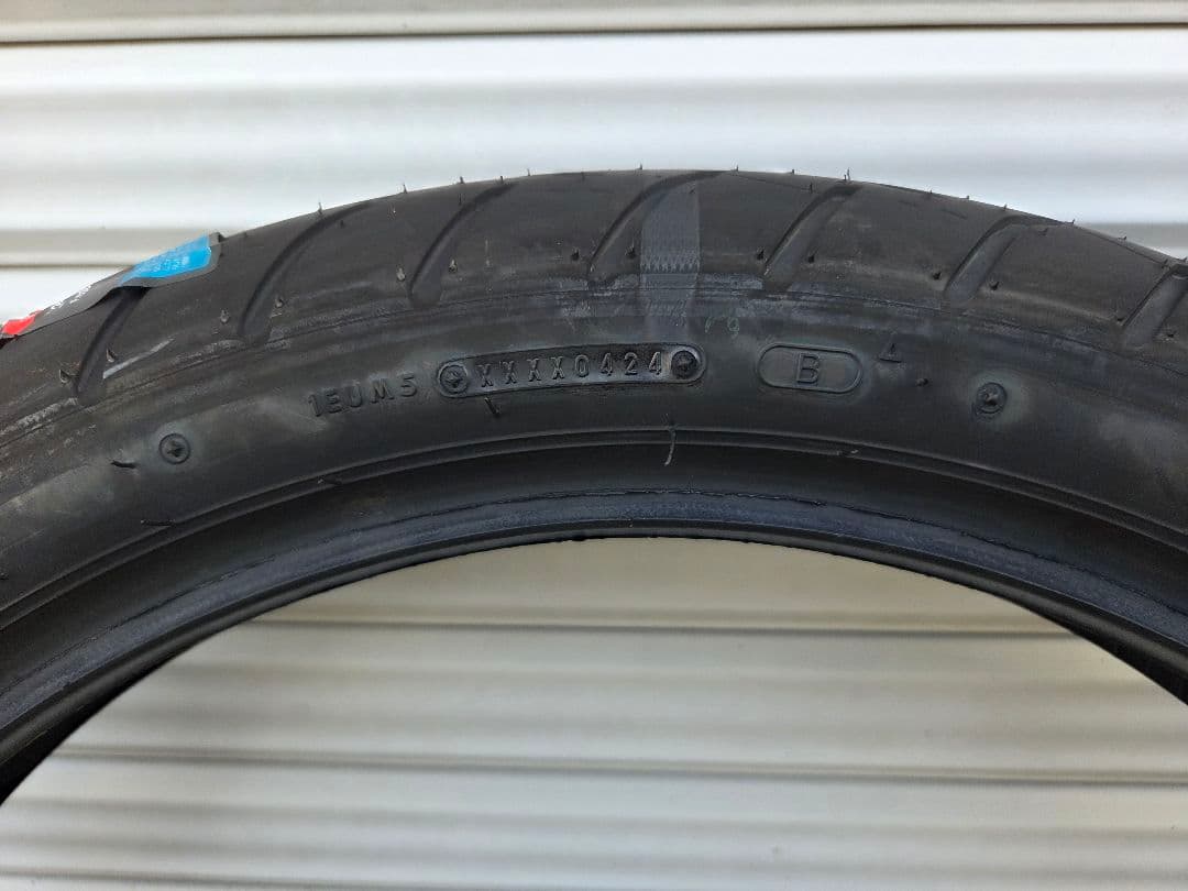 新品　DUNLOP GT601 チューブレスタイヤ 100/90-19