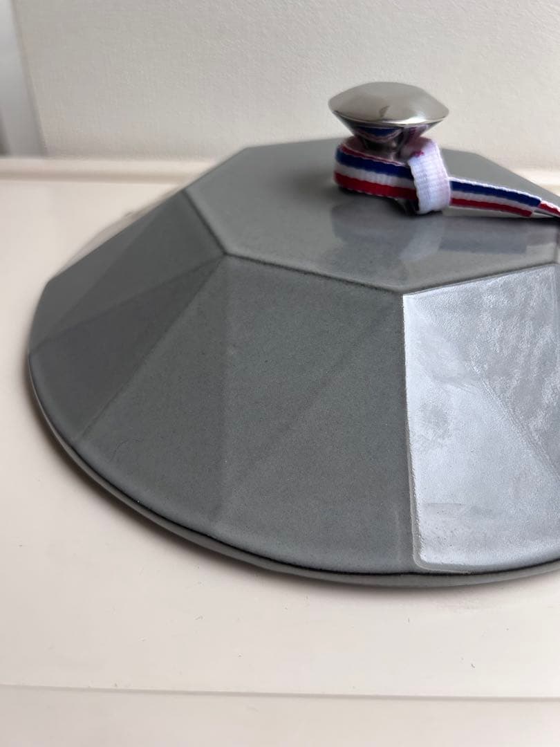 【新品未使用】レア staub ダイヤモンドココット　グレー　22㎝