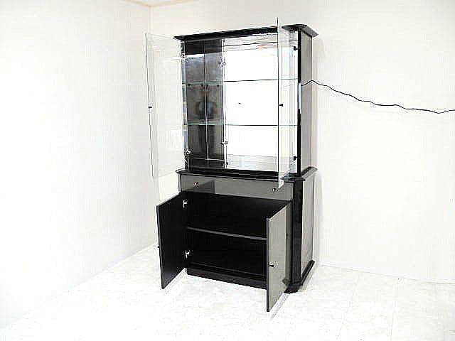 美品　イタリア CAMEL 照明付きキュリオケース 　　飾り棚　リビングボード