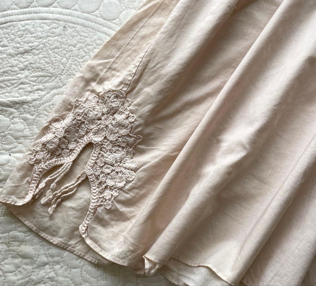 美品　ZUCCA コットン　エンブロイダリー刺繍ロングブラウス　ゆったり