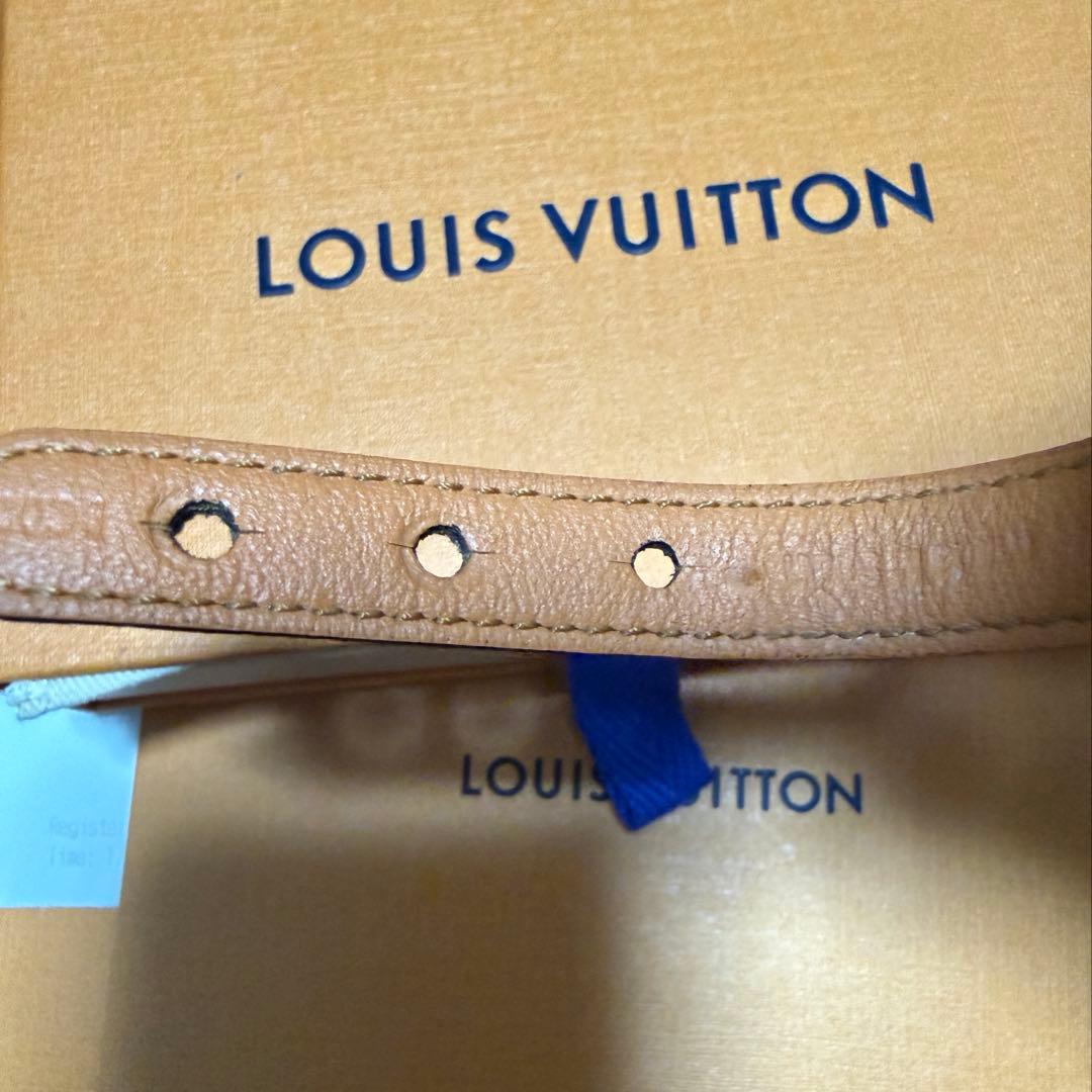 ルイ・ヴィトン M6042F モノグラム カーフレザーブレスレットエセンシャルV