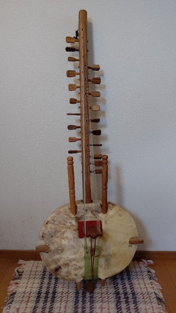 コラ (西アフリカ・マリのハープリュート)