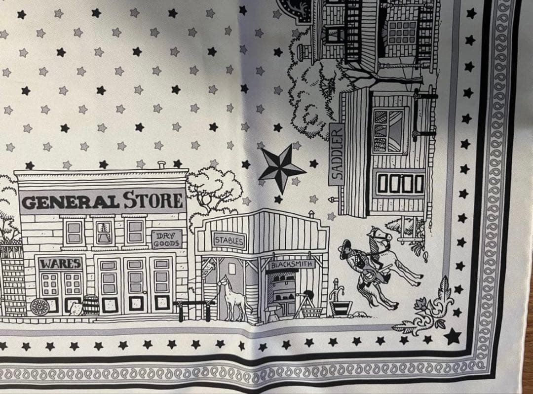 エルメス　スカーフカレ55 バンダナ柄　パリステーション