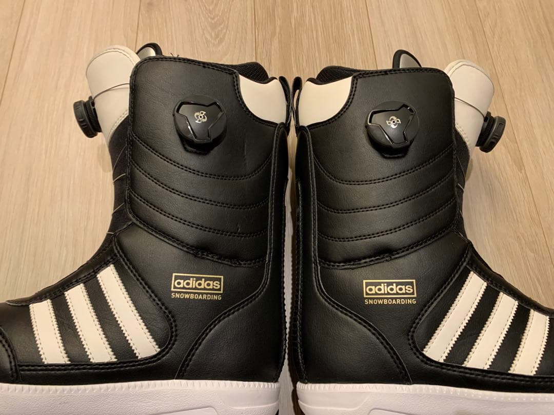 【値下げ】adidas スノーボードブーツ BOAシステム ブラック/ホワイト
