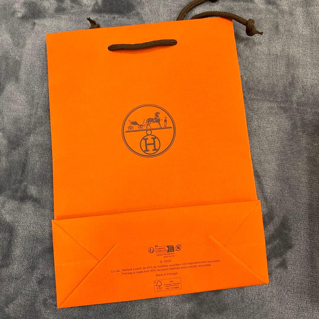 HERMES「Eau de rhubarbe éclatante」プレゼント仕様