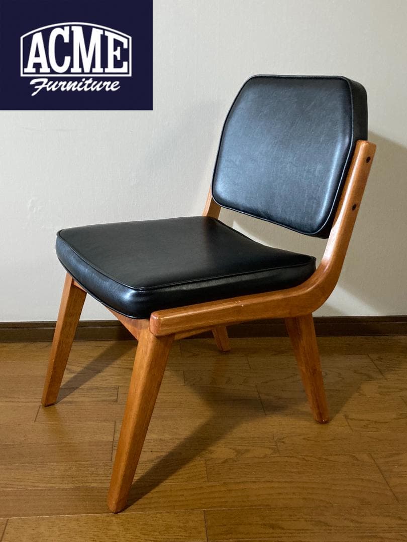 ACME FurnitureのSIERRA CHAIR 黒