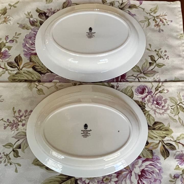 【黒壺美品】ウェッジウッド★アップルドア★オーバル深皿　2枚