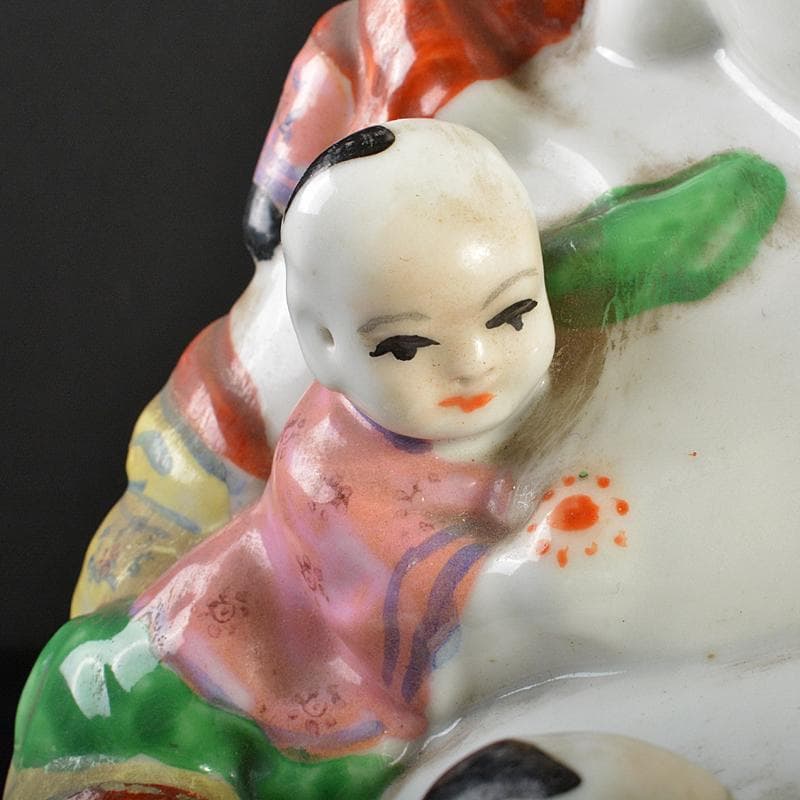 中国　景徳鎮　粉彩　布袋唐子像　置物　V　R7372