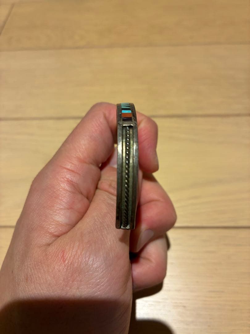 ズニ族　インディアンジュエリー　ブレスレット　バングル