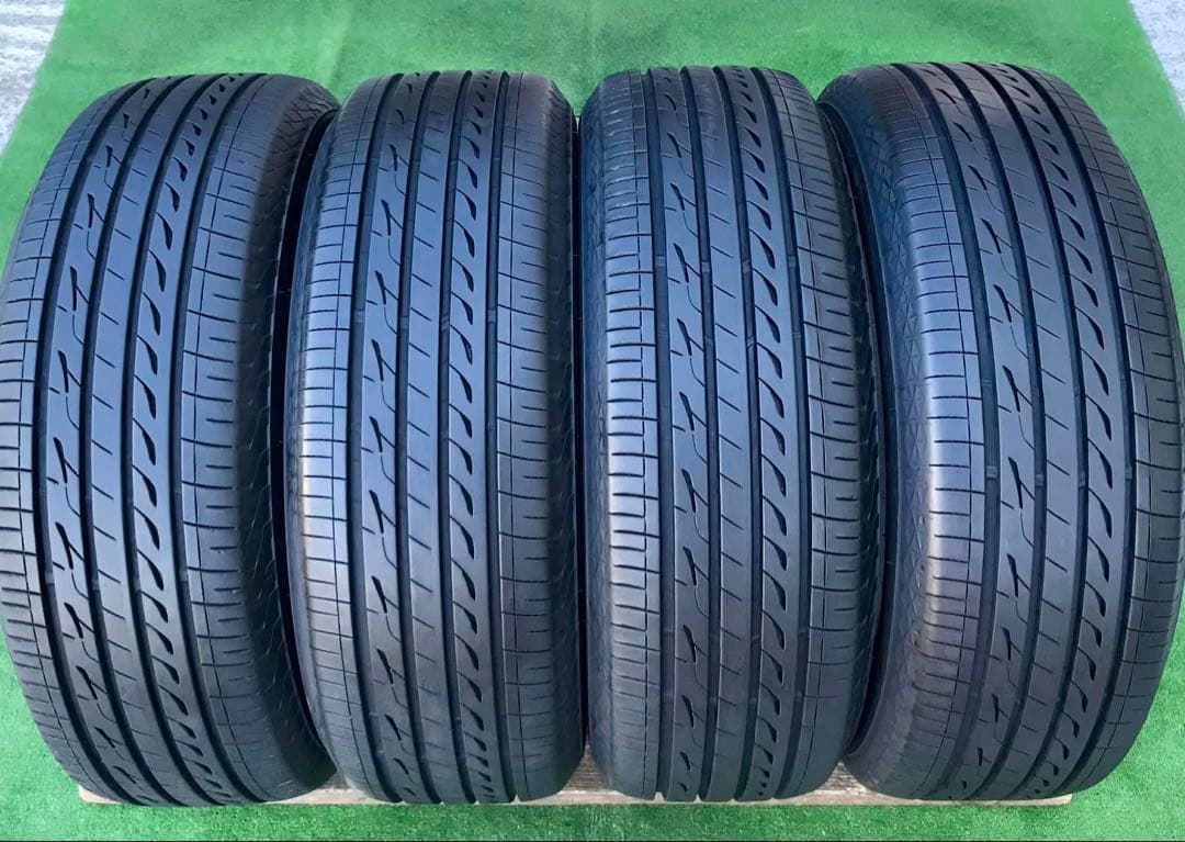 215/60 R16 BRIDGESTONE REGNOラジアルタイヤ2024年