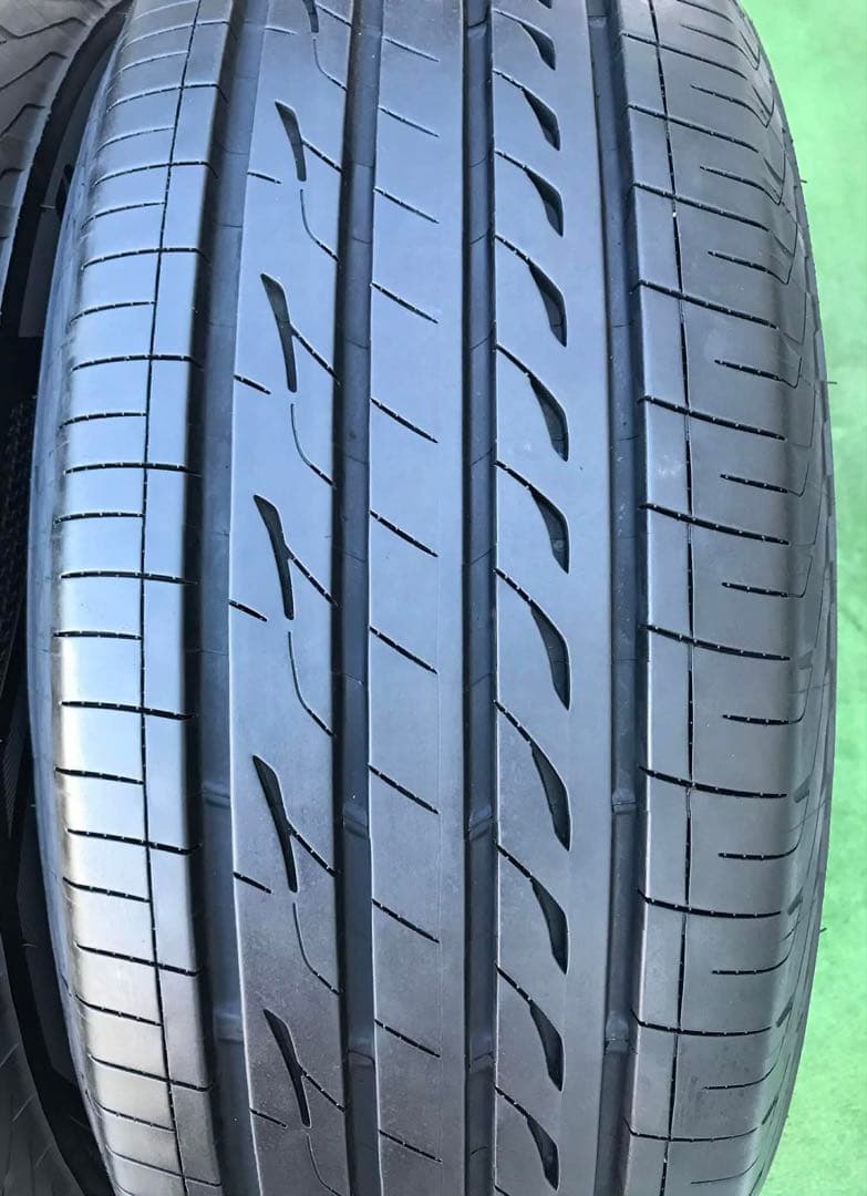 215/60 R16 BRIDGESTONE REGNOラジアルタイヤ2024年