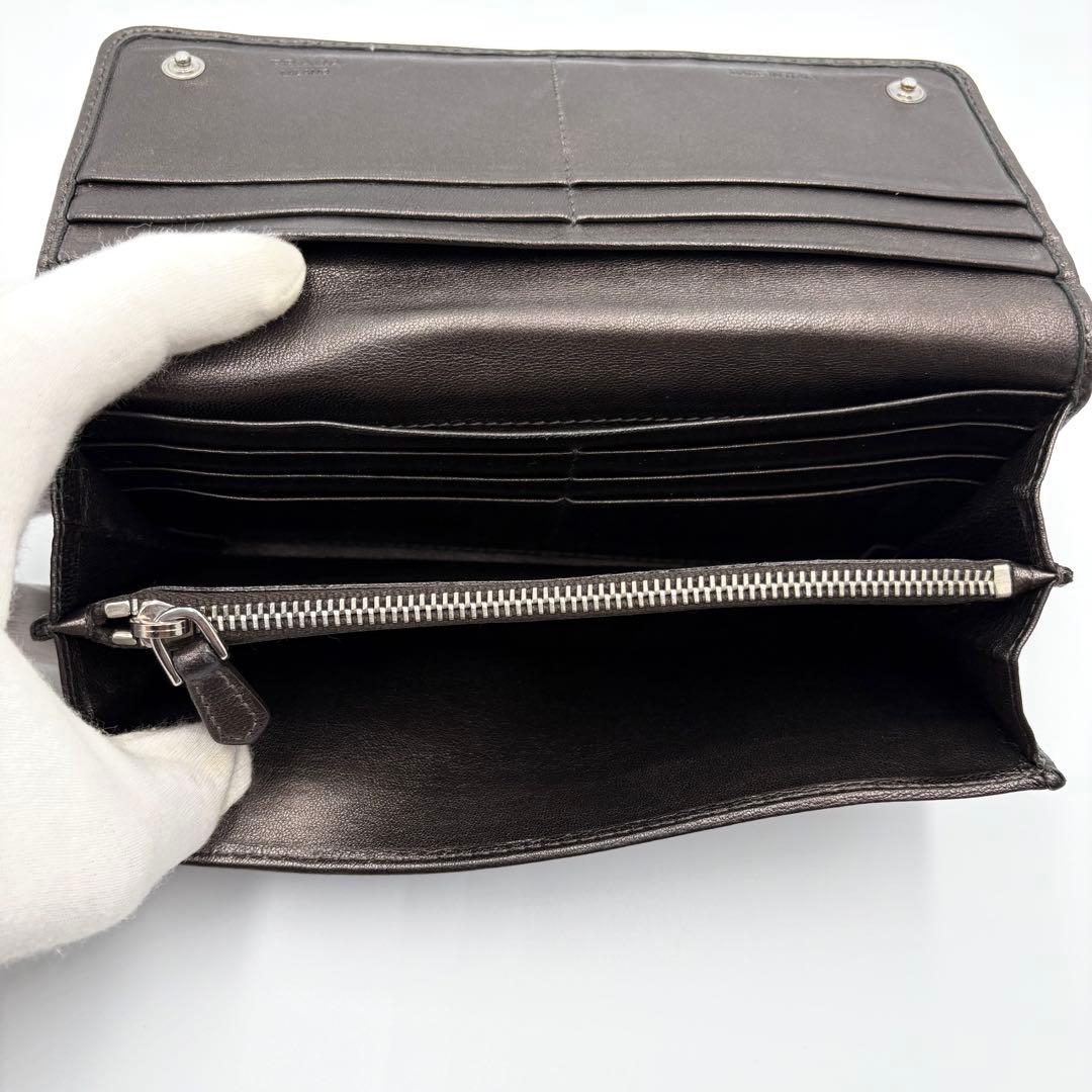 【良品】PRADA 長財布 ギャザー 二つ折り メタルロゴ 箱付き 1M1132