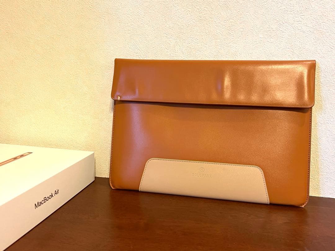 【詳細追加しました】MacBook Air MVFM2J/A パソコンバック付