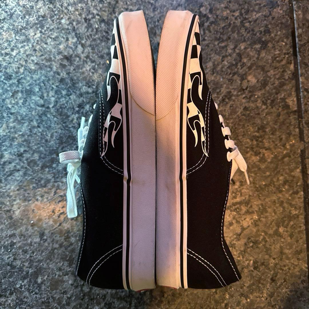 VANS AUTHENTIC CHECKER FLAME スニーカー