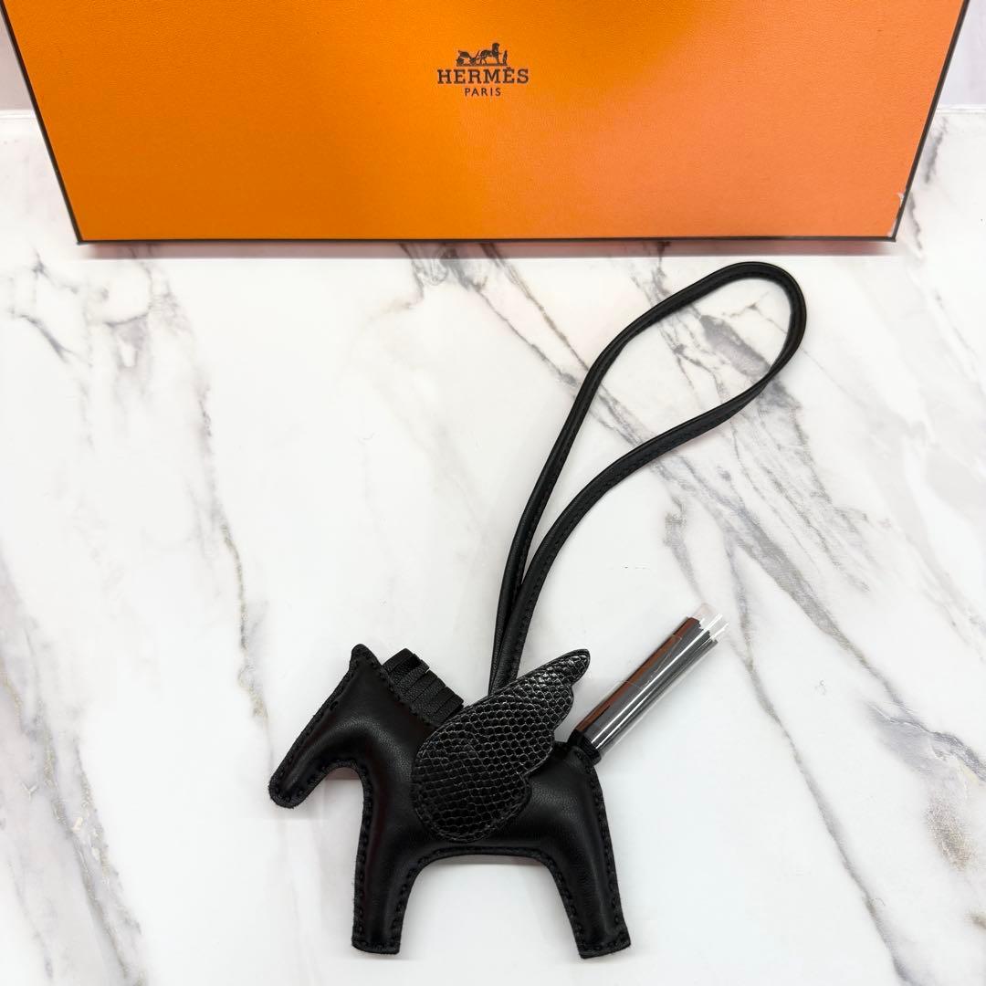 【新品未使用】エルメス ロデオペガサス タッチ PMチャーム ブラック U刻印