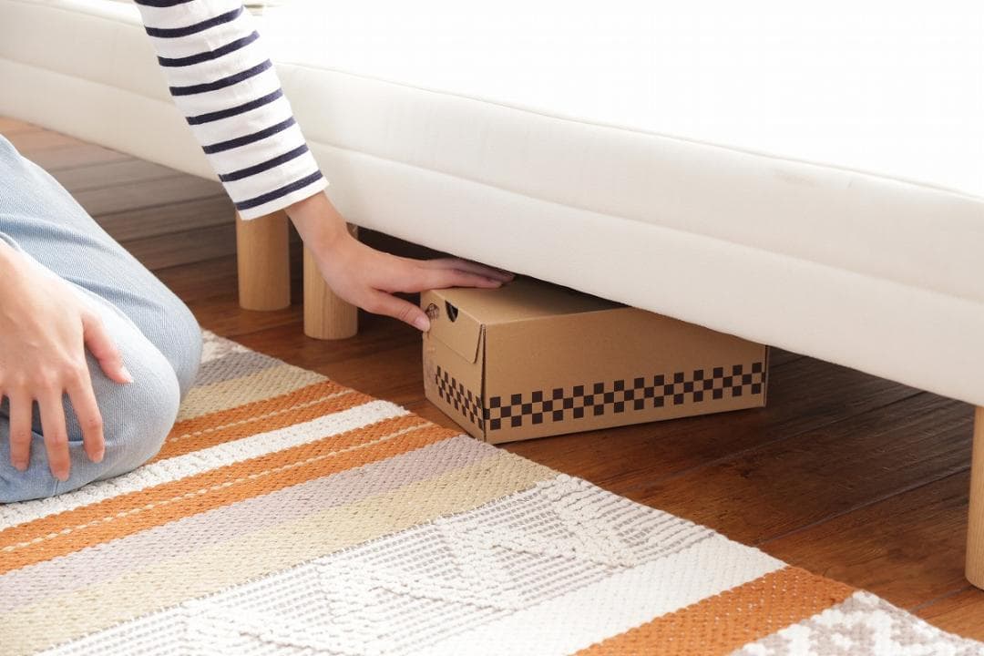 【新品・送料無料】脚付きマットレスベッド【シングル】