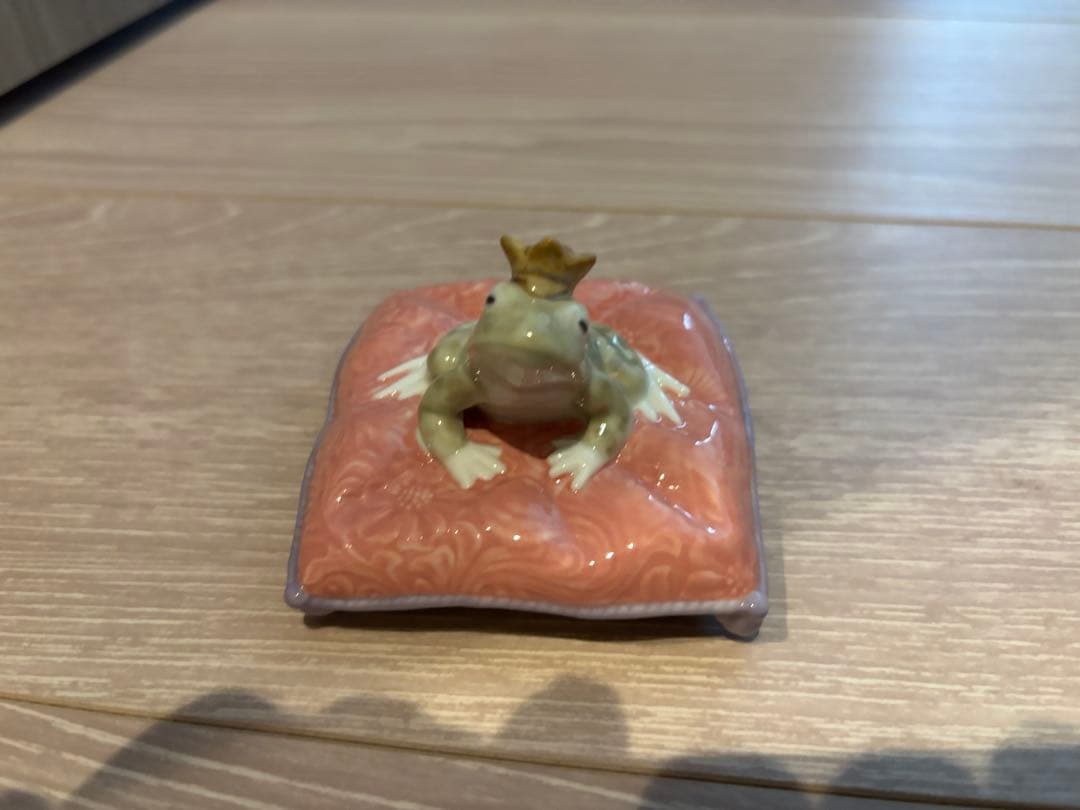 LLADRO リヤドロ 蛙の置物