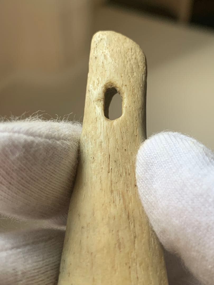 縄文時代　出土　骨角器　骨製首飾り　石器　土器　勾玉　根付　水石　魔除け　弥生