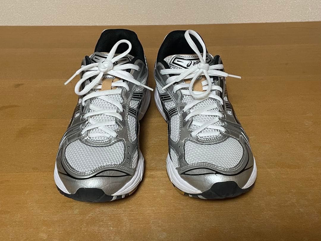 靴 ASICS gel-kayano14