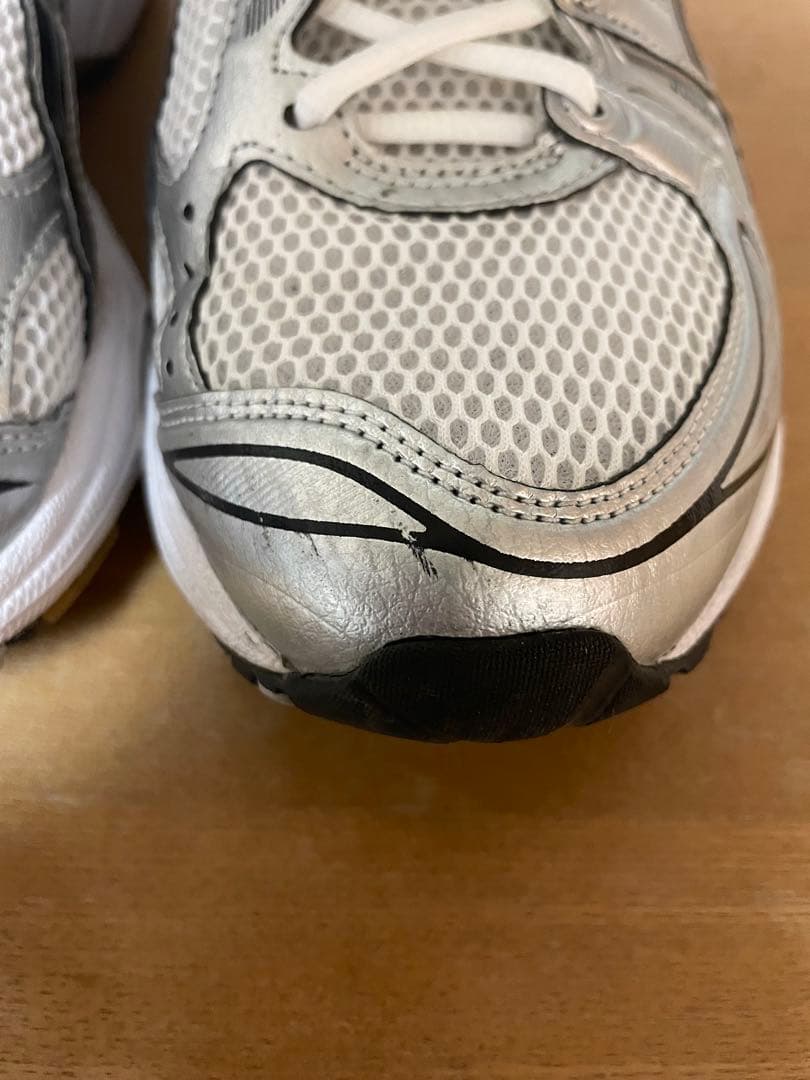 靴 ASICS gel-kayano14