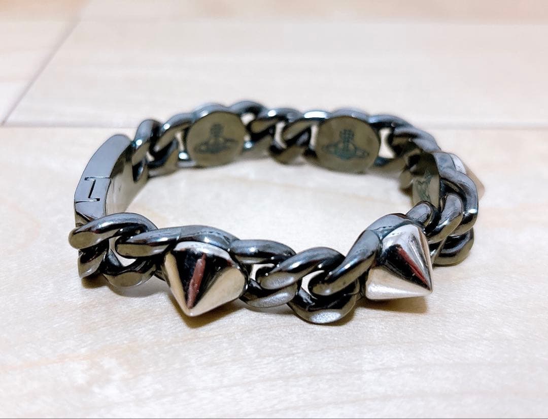 付属品有り◎送料込み/匿名配送◎Vivienne Westwood ブレスレット