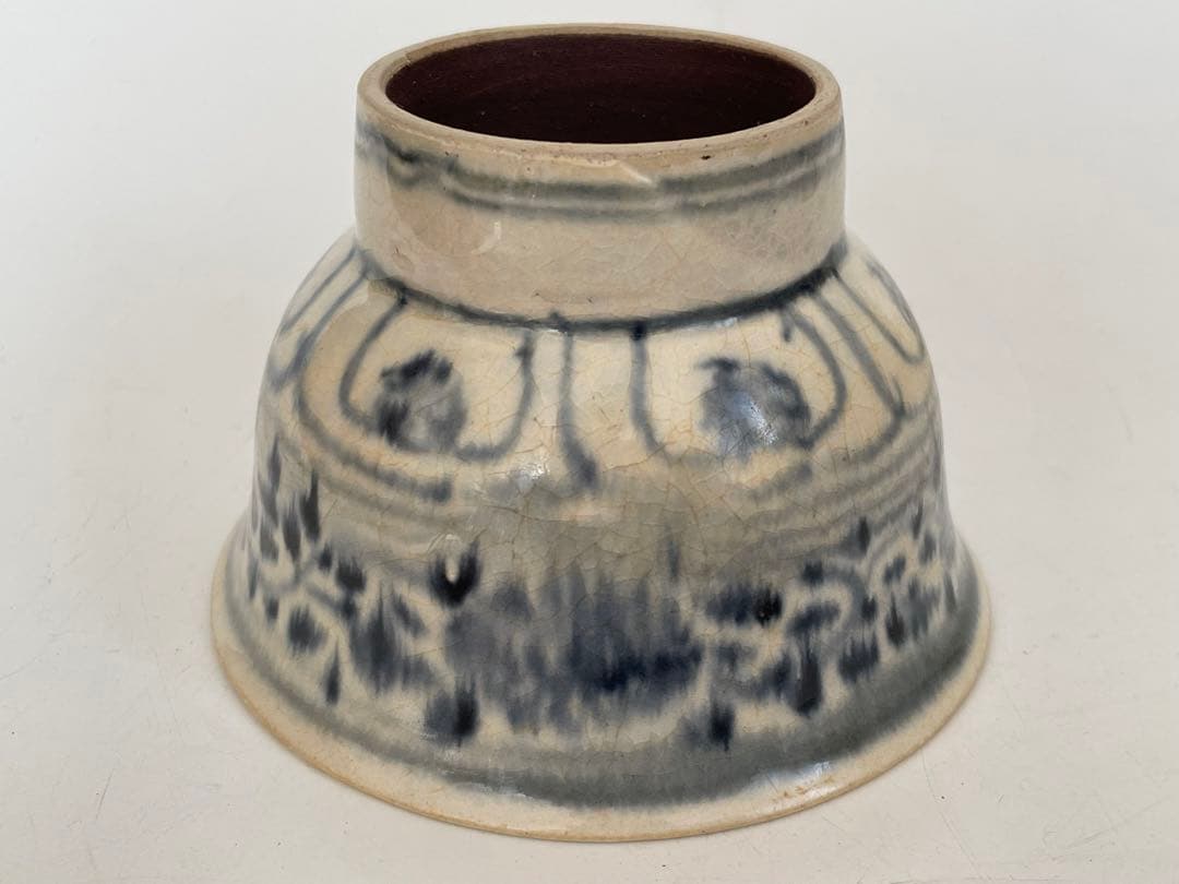 骨董　アンティーク　安南　絞手　茶碗　ベトナム古陶磁　蜻蛉手茶碗