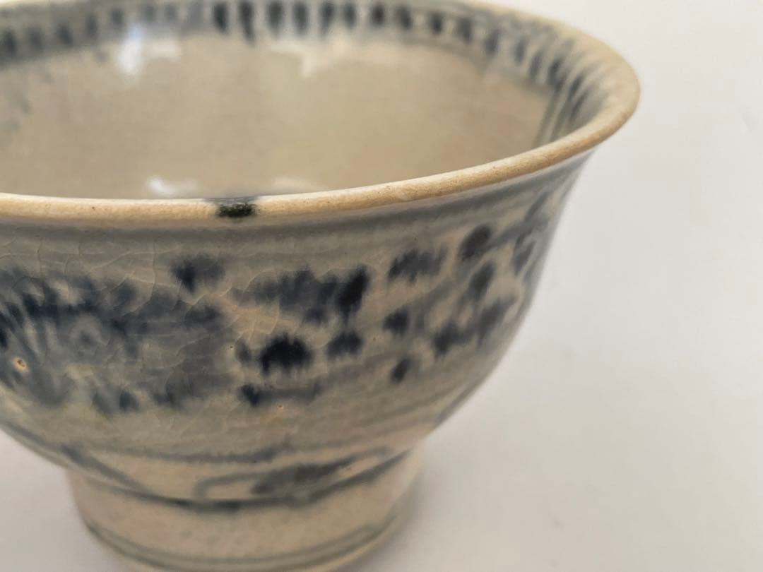 骨董　アンティーク　安南　絞手　茶碗　ベトナム古陶磁　蜻蛉手茶碗