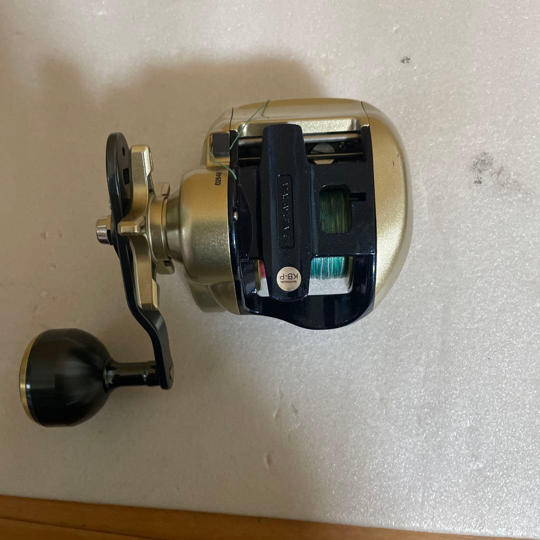 t*u様 シマノ　リール　SC小船800XH (美品)