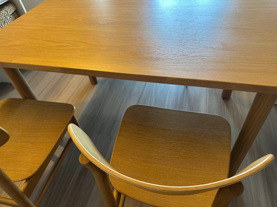 無印良品 ダイニングテーブル オーク材 木製テーブル　丸脚　テーブルのみ単品