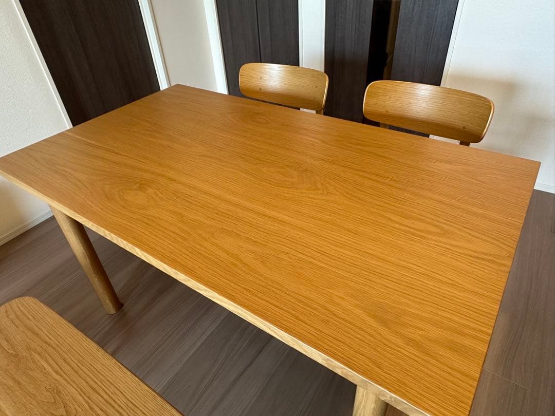 無印良品 ダイニングテーブル オーク材 木製テーブル　丸脚　テーブルのみ単品