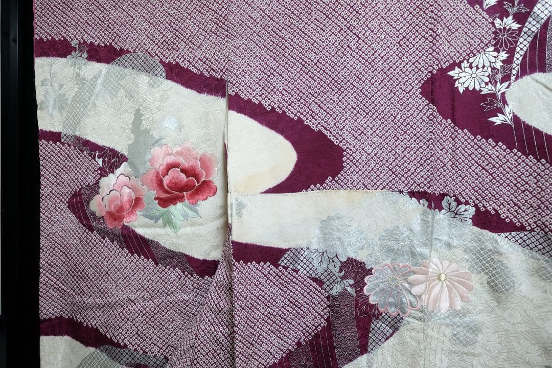 振袖フルセット ボルドー絞り／牡丹刺繍　成人式　卒業式