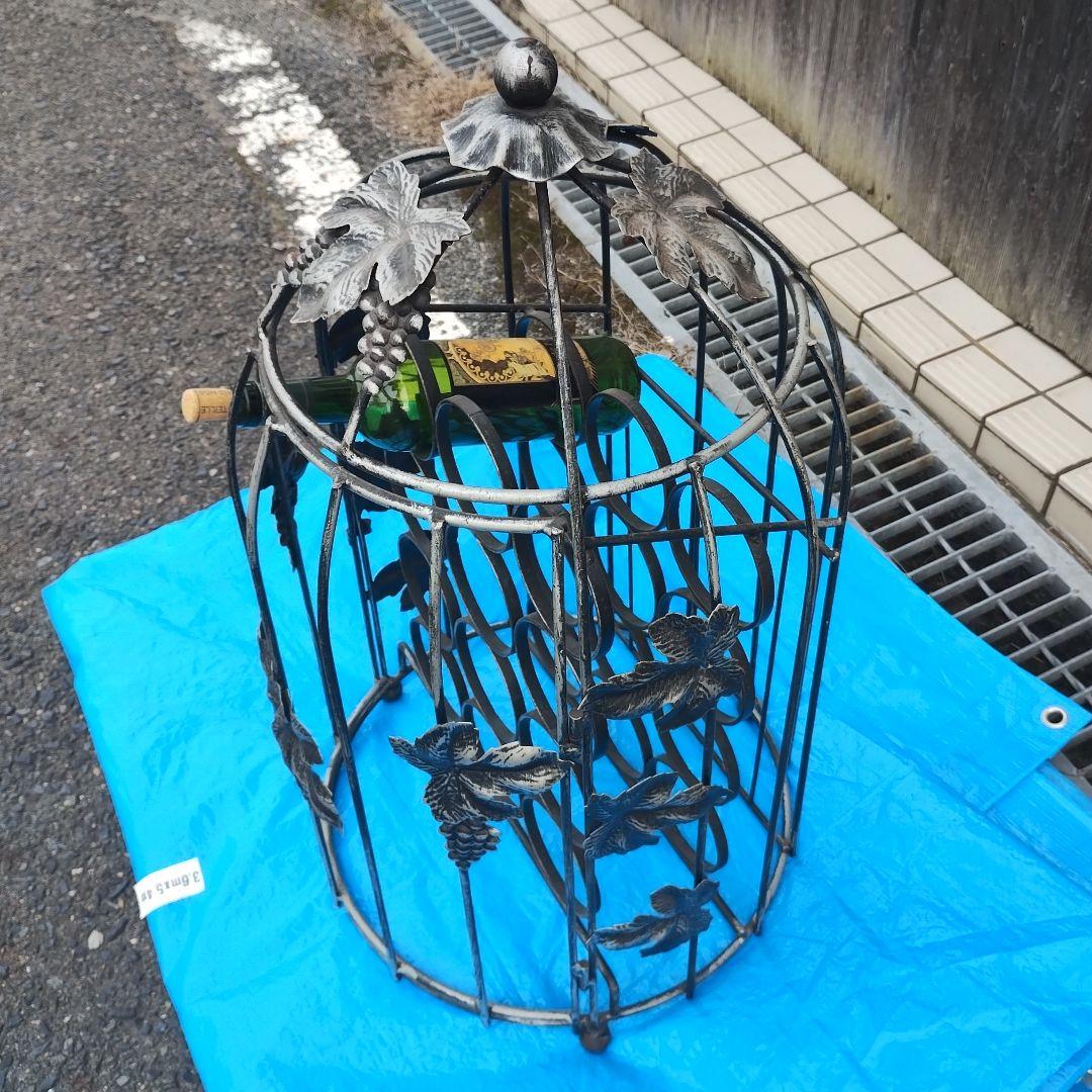 金属製ワインラック ブドウのモチーフ