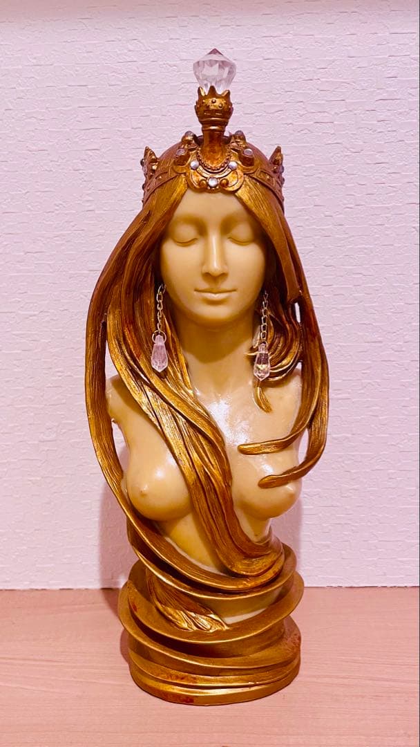 アールヌーボー調女性彫像　アルフォンス・ミュシャ作 「ラ・ナチュール」風