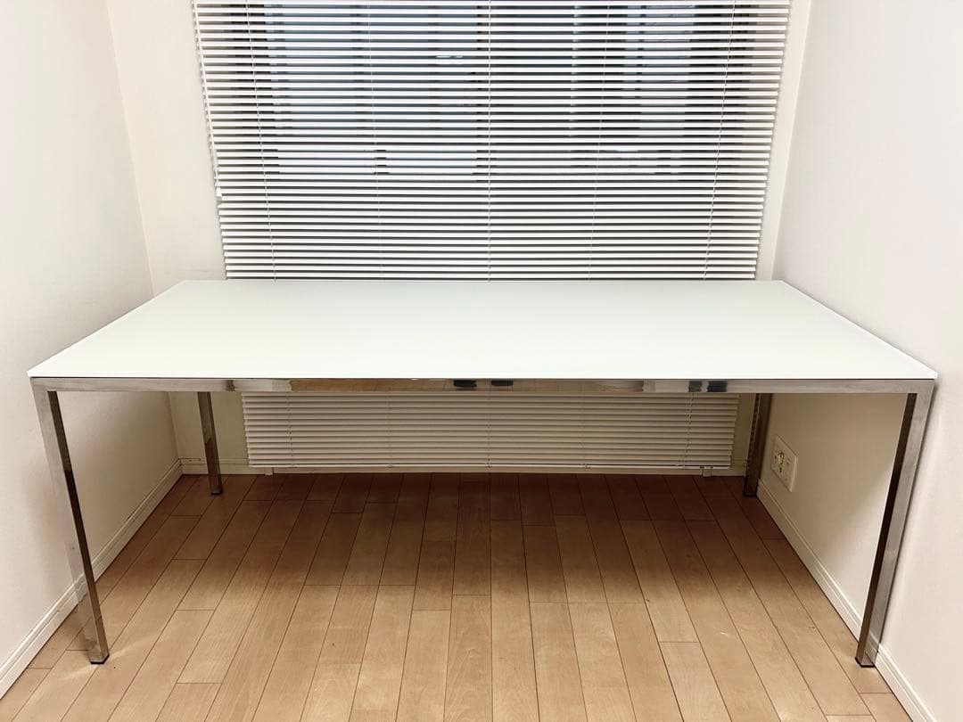 ドリアデ　driade ガラス天板　ダイニングテーブル　W1800