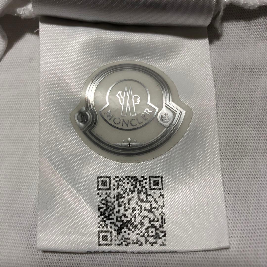 極美品　MONCLER プリント　Tシャツ　M 国内正規品 4S289