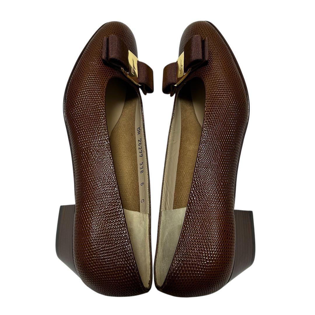 新品未使用 Salvatore Ferragamo パンプス　リザード　ヴァラ