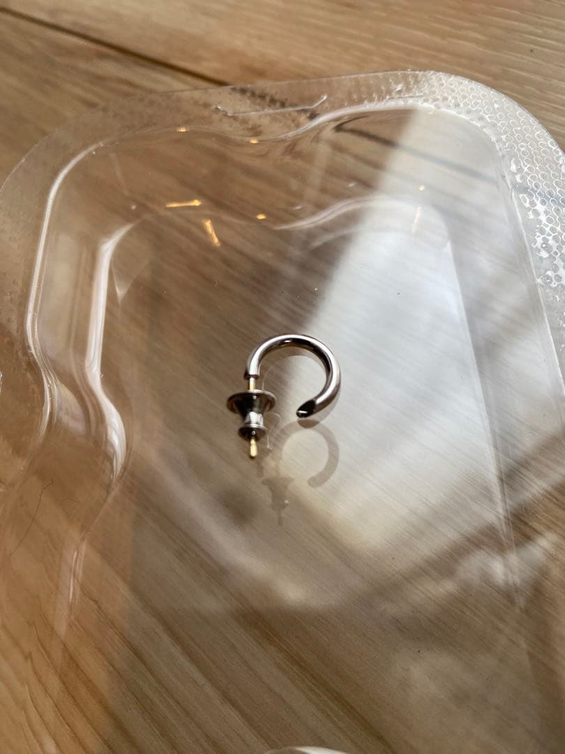 ［送料無料］CAREERING 101 PLACEBO PIERCE 片耳のみ