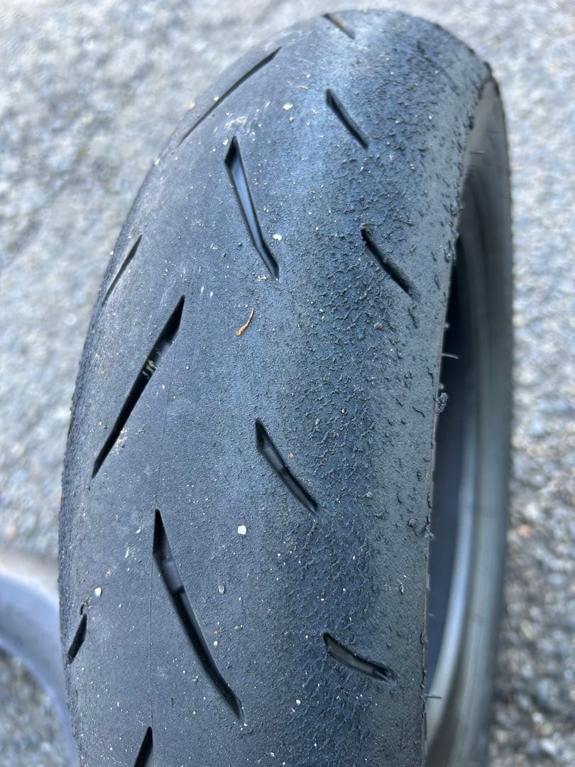 TT93GP PRO リア2本　片方新品
