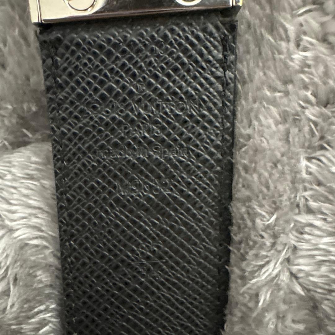 LOUIS VUITTON アンヴァントゥールベルト